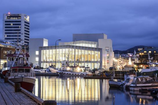 Stormen bibliotek i Bodø